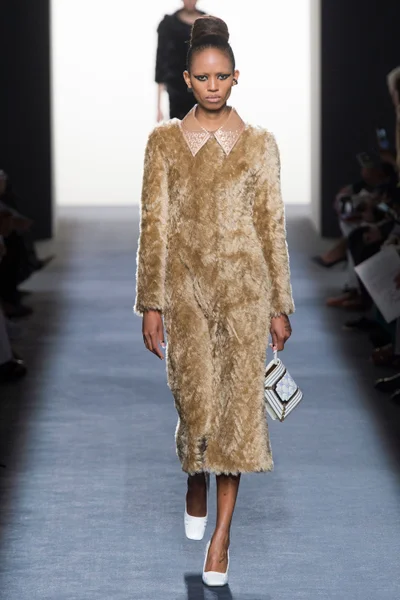 Look 23